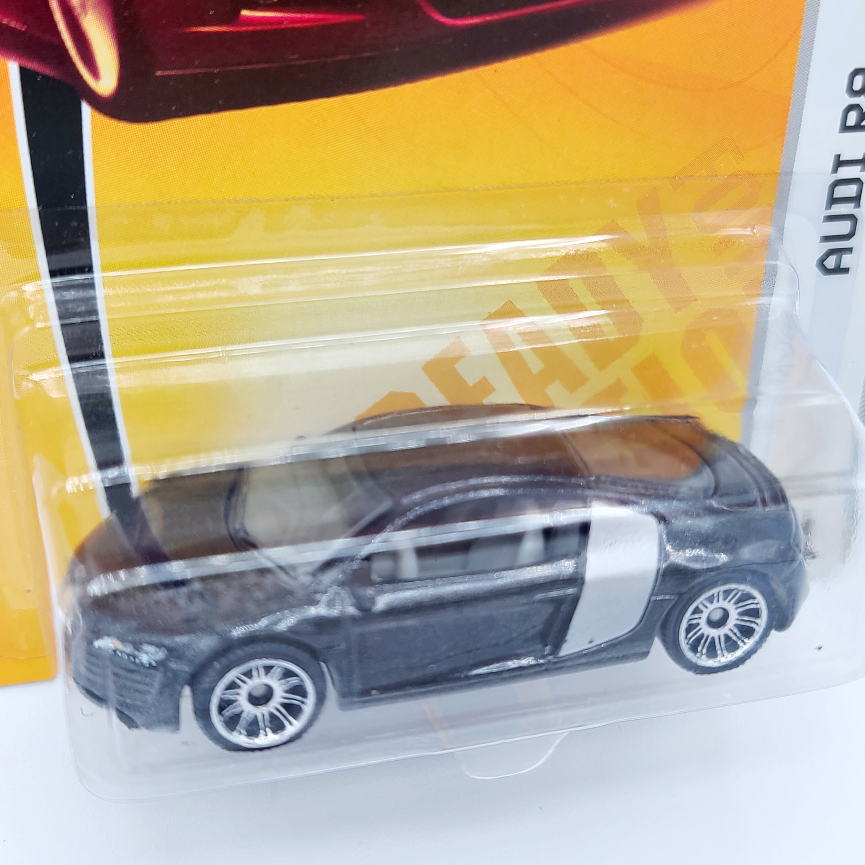 Matchbox '07 Audi R8 (2009 MBX Basic - Sports Cars)